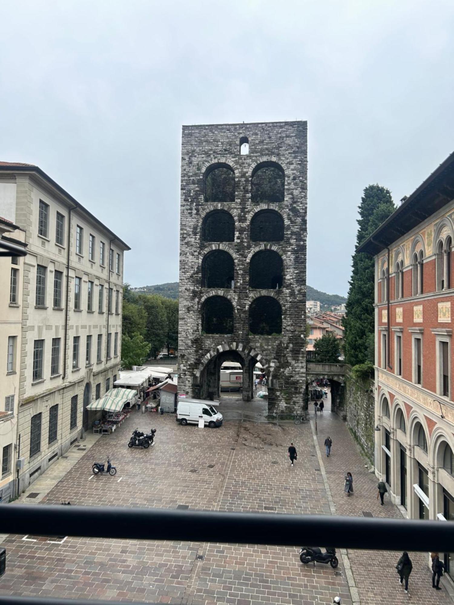 Porta Torre Como Apartment - By Relais Di Giada Extérieur photo